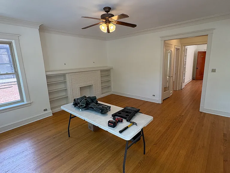 6641 N Ashland Ave #1 — Photo 3