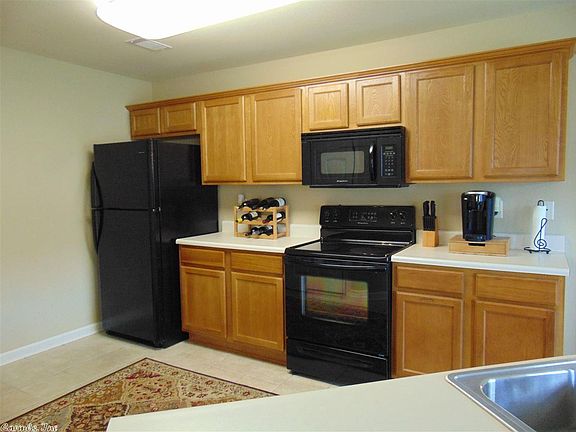 5th image of 9701 Merlot Ln