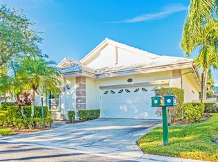 243 Canterbury Cir, Palm Beach Gardens, FL 33418