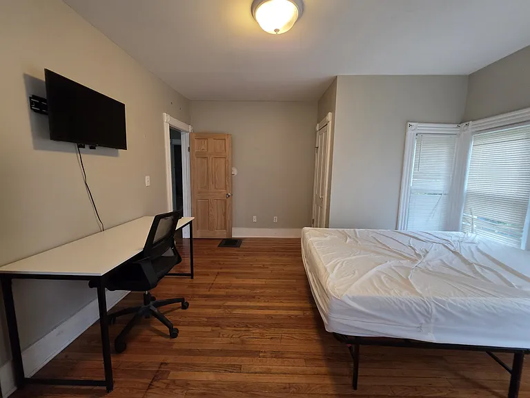 64 Elm St #1 — Photo 16