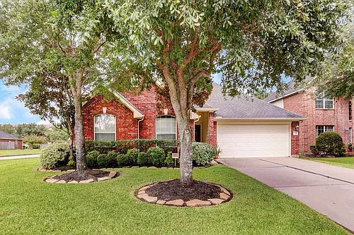 4903 Lake Catherine Ct Photo 1