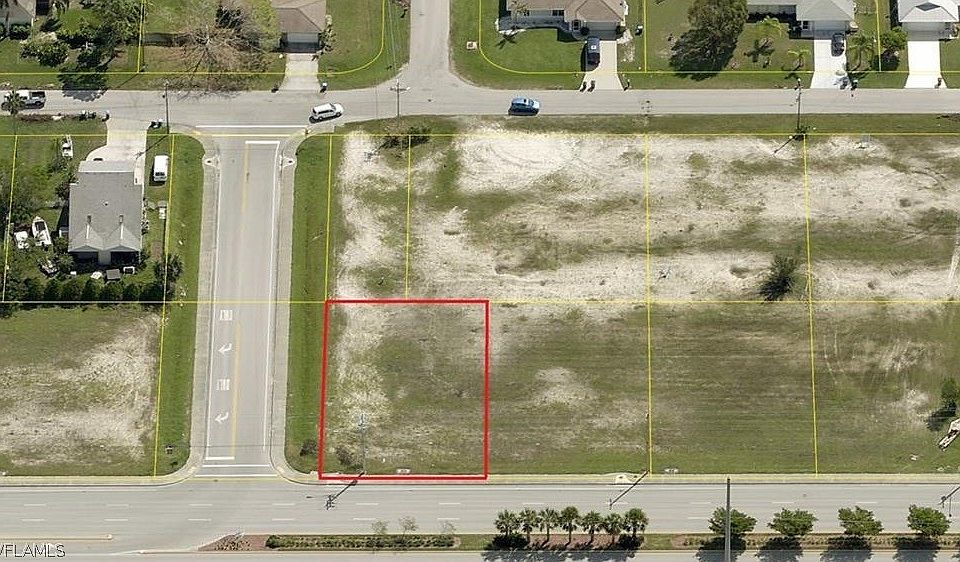 2nd image of 1727 Santa Barbara Blvd