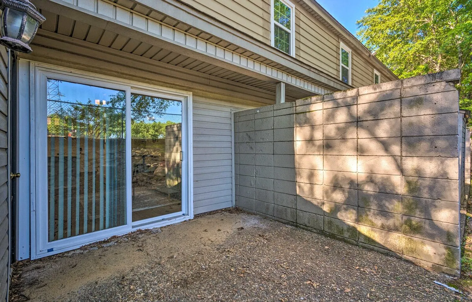 2 bed, 1.0 bath, $3,591 — Photo 2