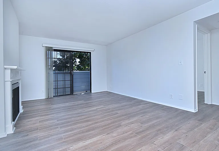 4235 Whitsett Ave #201 — Photo 13