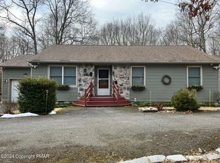 148 Maple Rd, Blakeslee, PA 18610