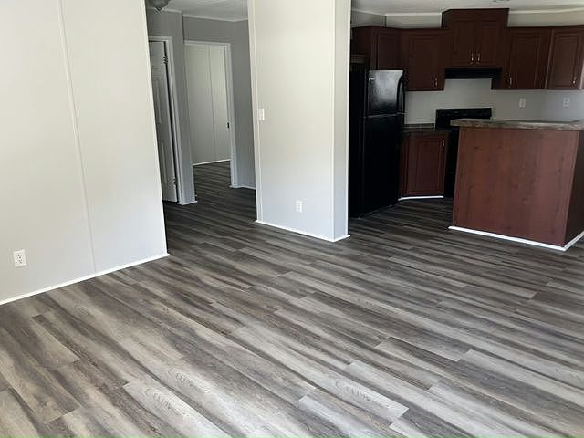 1st image of 214 Elm Ln #110