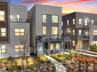 1014 Alkali Ln, Sacramento, CA 95814