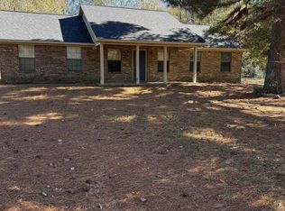 2744 Corinth Rd, Nashville, AR 71852