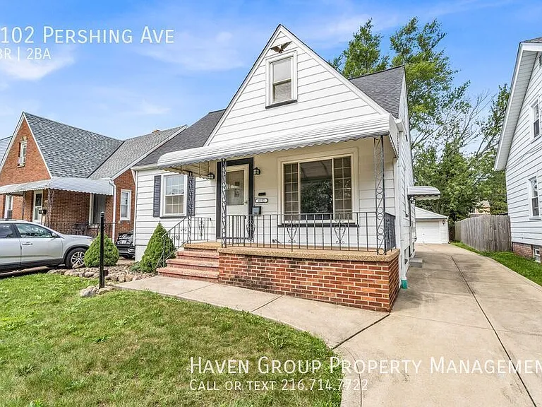 4102 Pershing Ave — Photo 2