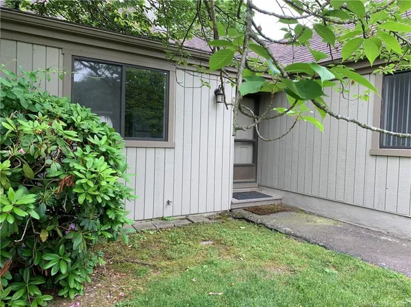 47 Huron Lane #B, Stratford, CT 06614