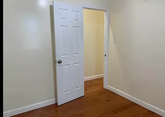 Rented by Voro, LLC | media 12