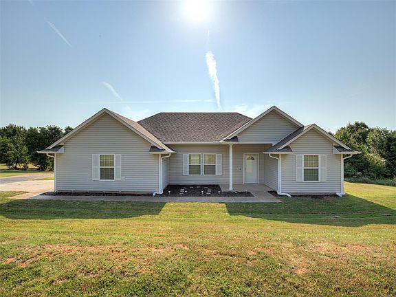 5th image of 17456 Blackjack Ridge Rd