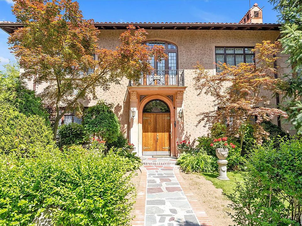 303 Knollwood Ave, Douglaston, NY 11363 Zillow