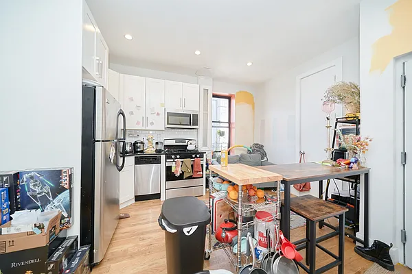 Rented by Living New York | media 17