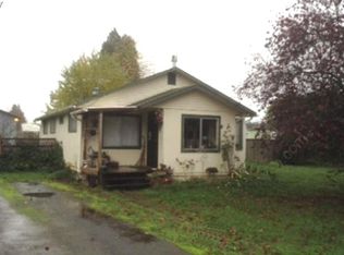 457 S 37th St, Springfield, OR 97478