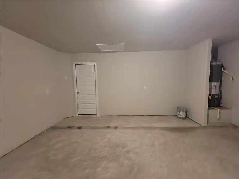 11732 Whirlaway Dr — Photo 32