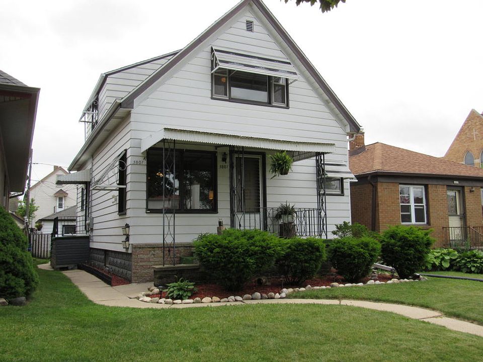 1st image of 3807 E Underwood Ave #3807A
