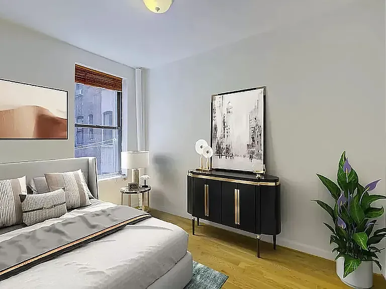 2 Bank St #16 — Photo 3
