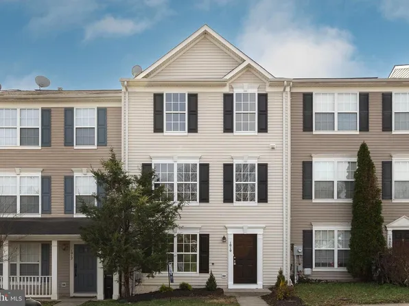 1010 Pendleton Ln, Strasburg, VA 22657