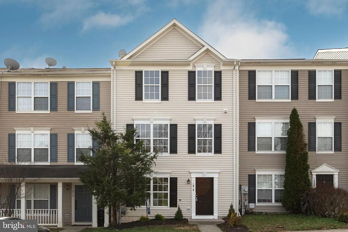 1010 Pendleton Ln photo 1