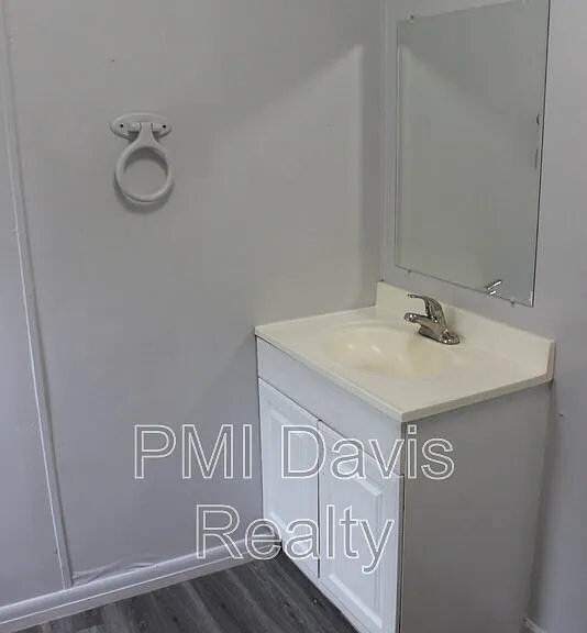 4687 Mayflower St — Photo 7
