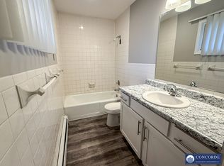 1136 G St APT 11, Lincoln, NE 68508