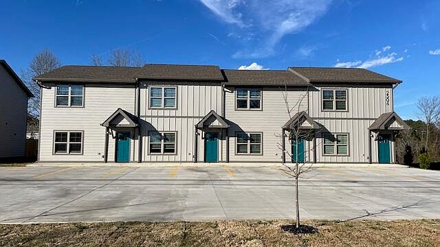 1st image of 2506 Villa Dr