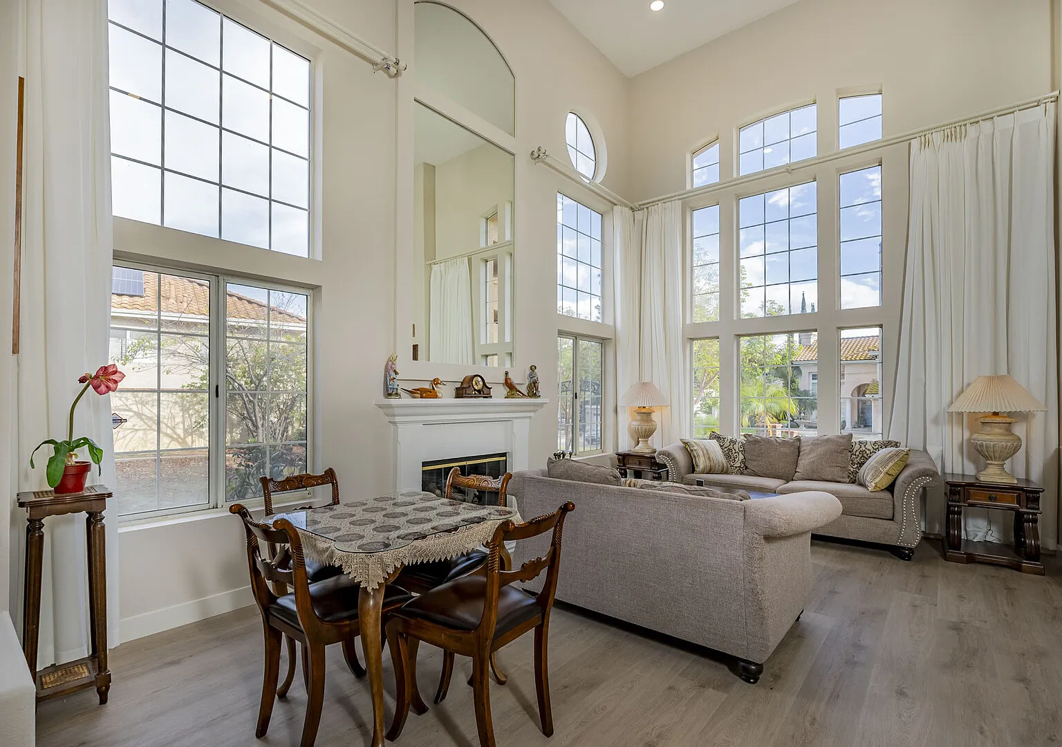 24123 Benfield Pl — Photo 4