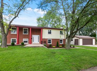 18711 Loomis Ave, Homewood, IL 60430