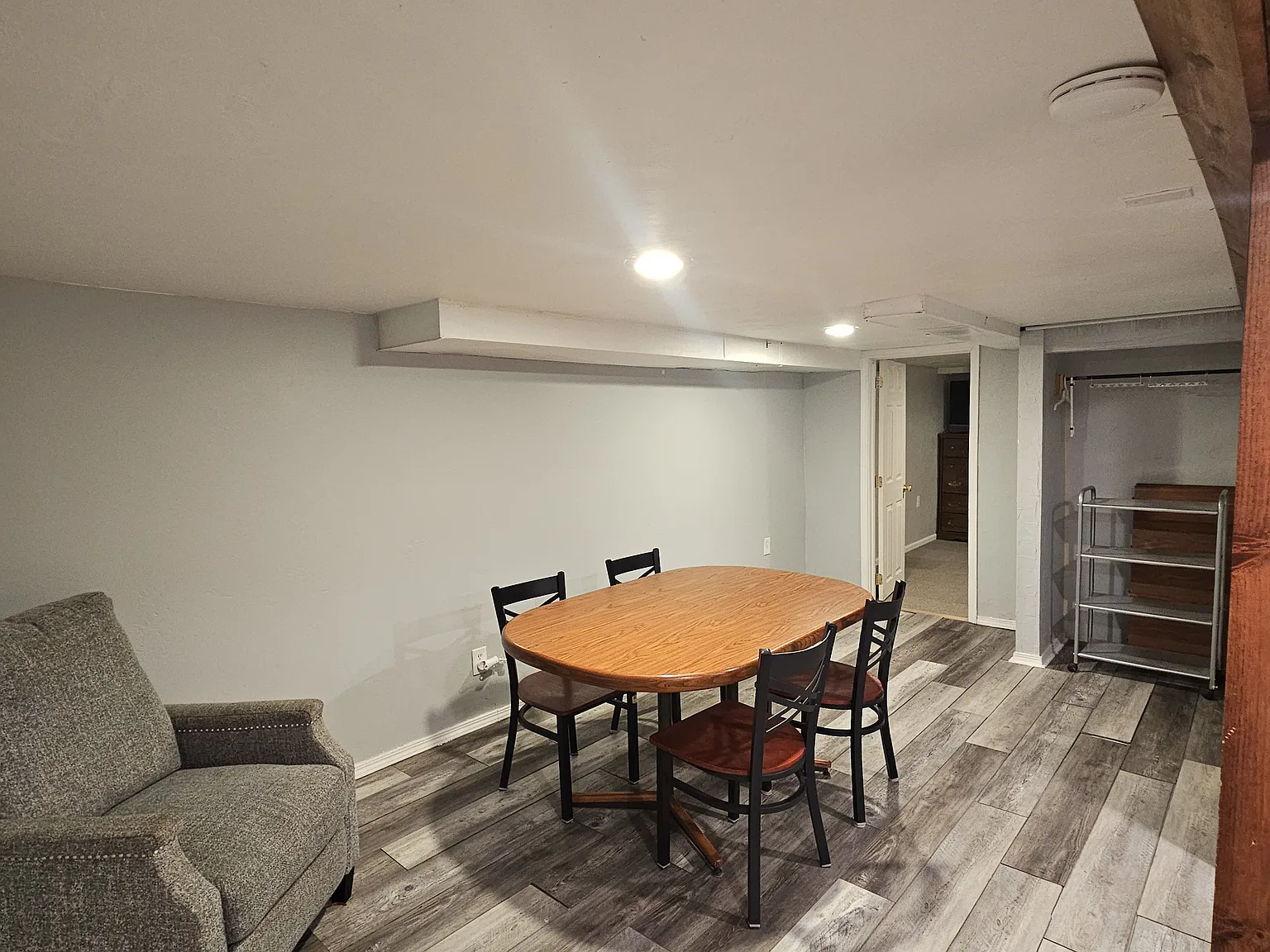 Studio, 450 sqft, $995 — Photo 2