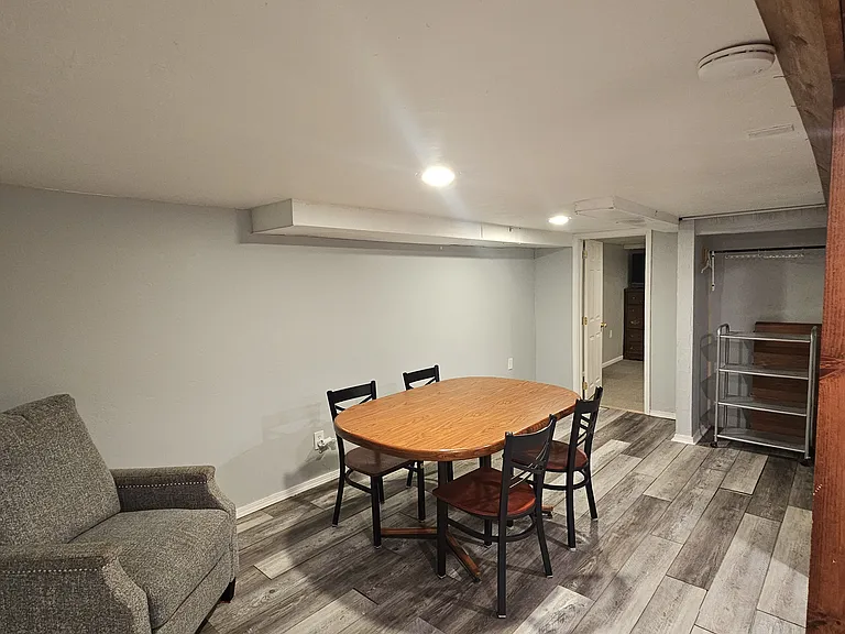 507 Lorey Dr — Photo 2