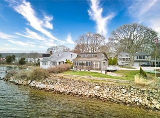 75 Wheatfield Cove Rd, Narragansett, RI 02882