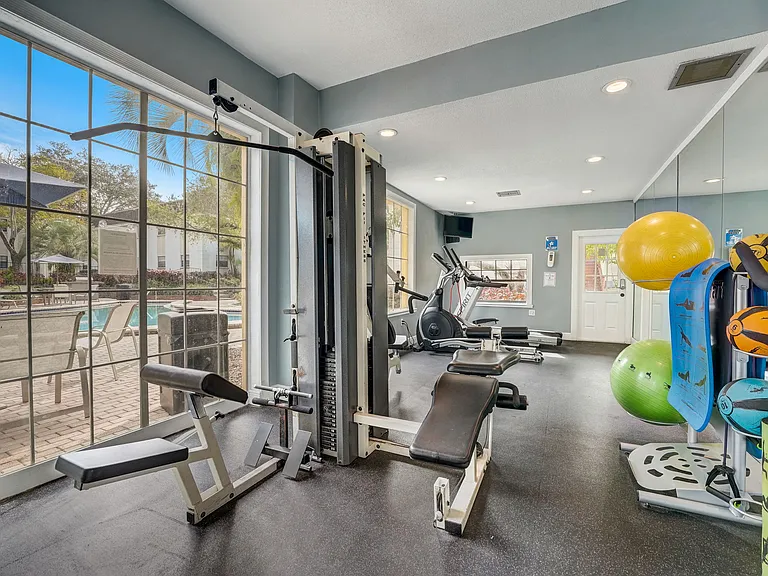 The Flats at Seminole Heights — Photo 21