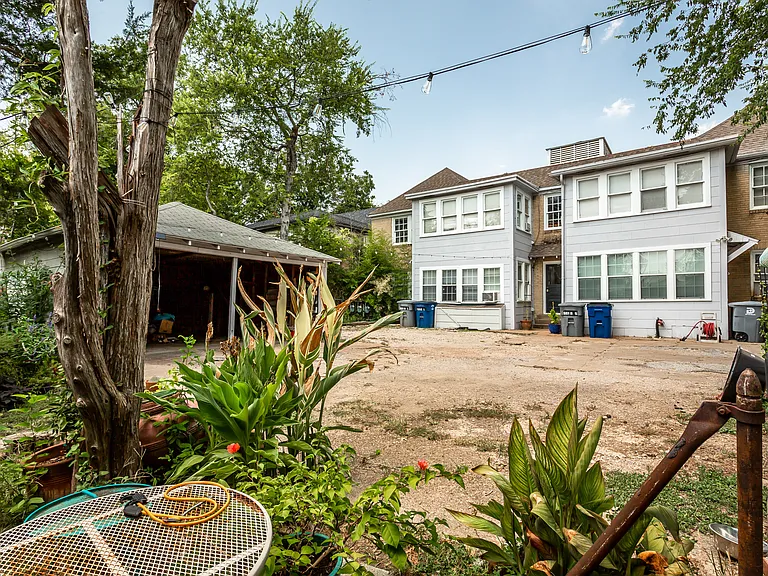 5918 La Vista Dr #3 — Photo 32