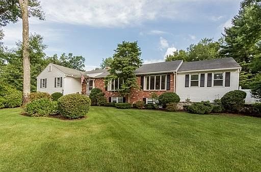 2nd image of 68 Northfield Rd