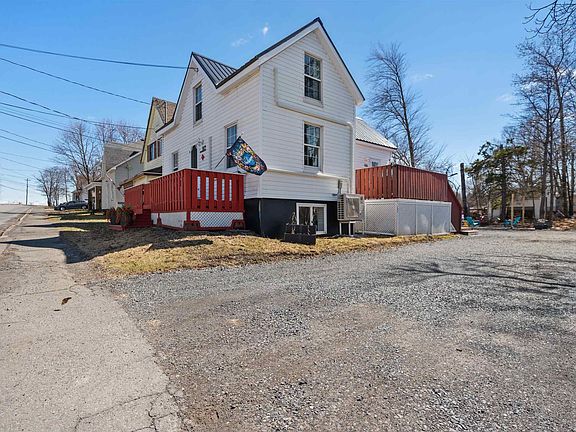 2nd image of 1927 Drummond Rd