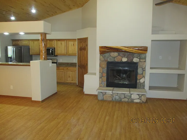 1561 N Mustang Run — Photo 5