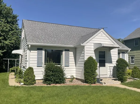 510 9th St SW, Austin, MN 55912