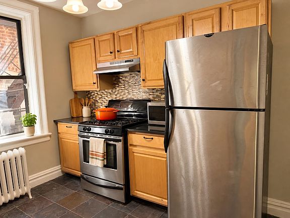 4th image of 321 79th St APT 19