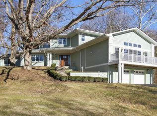 W3136 Geneva Bay Dr, Lake Geneva, WI 53147