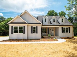 3237 Williston Ct, Walkertown, NC 27051