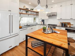 1535 Grandview Pl E, Seattle, WA 98112