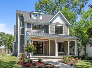 1206 Isabella St, Wilmette, IL