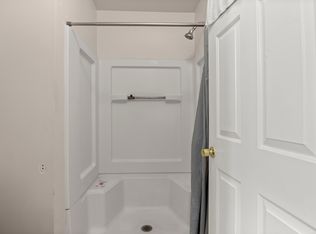 17166 Higdon Dr, Brownstown, MI 48193