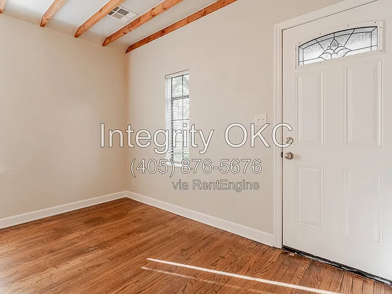 1828 Carey Pl — Photo 8