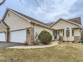 4450 Lakeshore Ter, Eagan, MN 55122