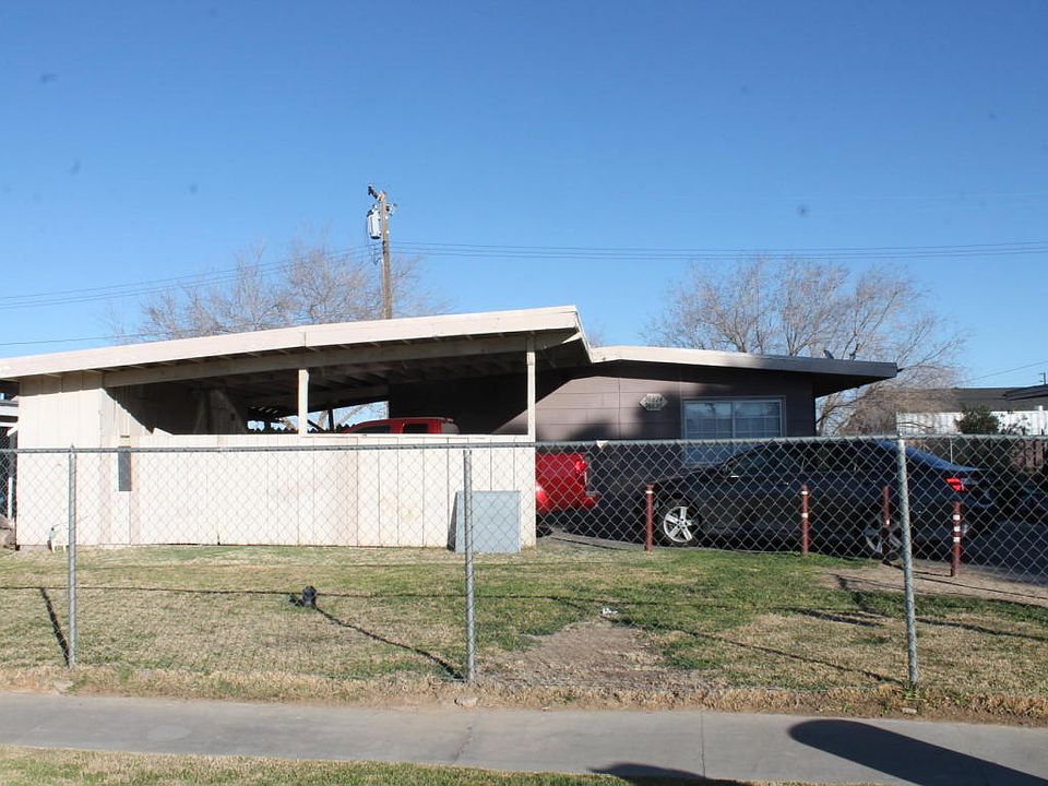 2nd image of 38824 9th St E