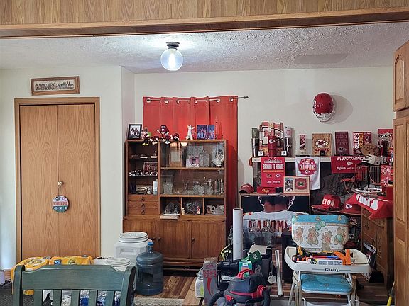 5th image of 3427 Athlone Ave