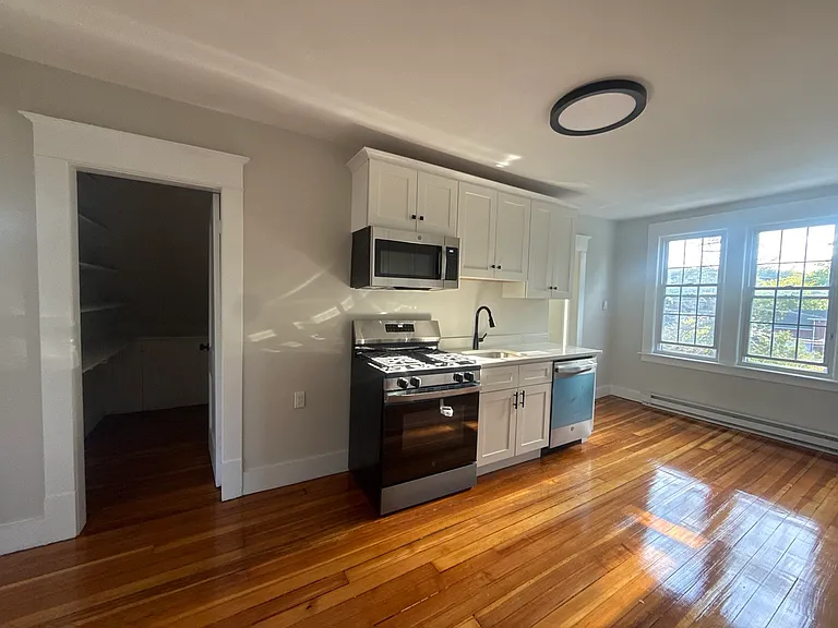 1761-1763 Northampton St #3 — Photo 8