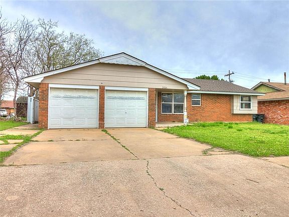 4th image of 3221 Overland Dr